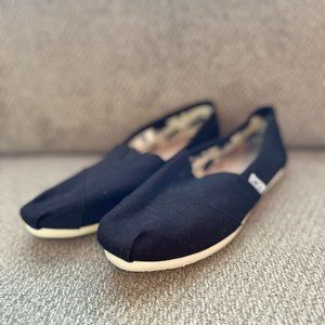 Toms Black Canvas Alpargata Size 7.5